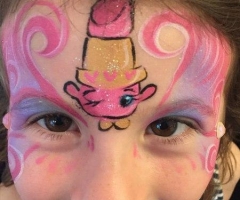 LIPPY Lips Pink Shopkins face paint design
